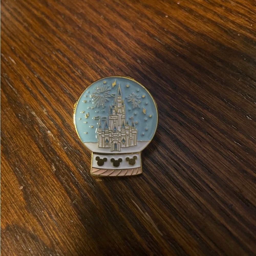 Disneyworld Castle Pin